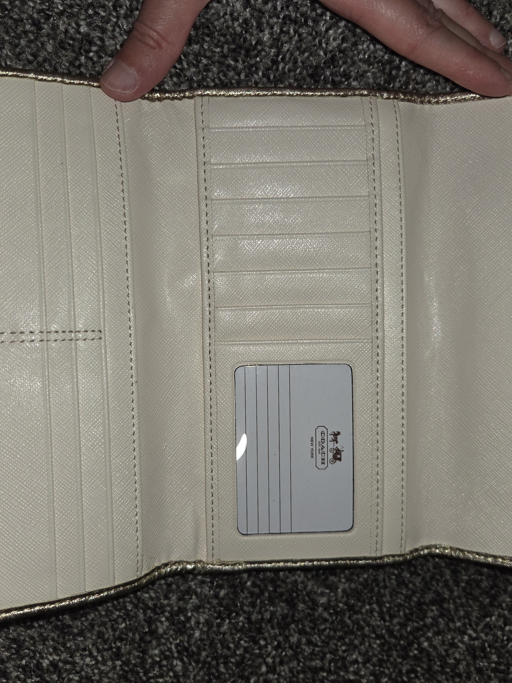 Coach Signature Wallet - Picture 5 of 6